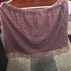 Lacy flower detail skirt